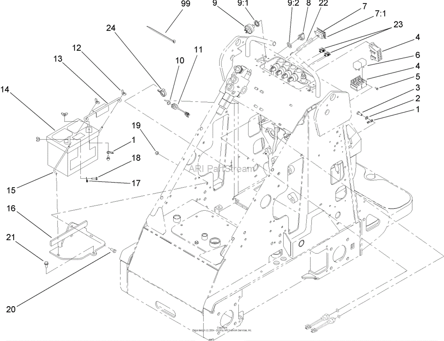 Toro Professional 22318, 323 Compact Utility Loader, 2010 (SN 310000001