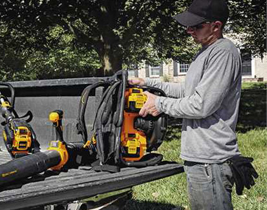 DeWalt 40V DCBL590X1 Battery Powered Backpack Blower 7.5 Ah Battery